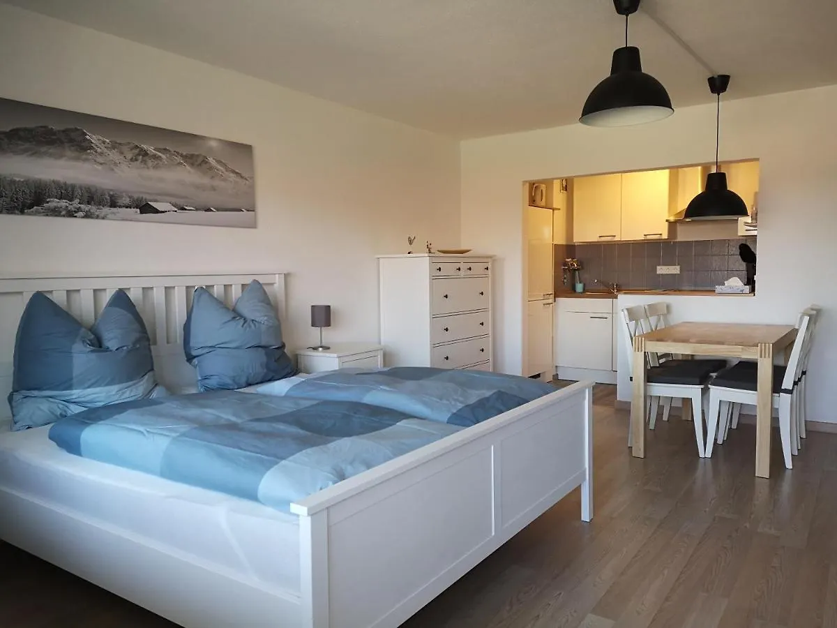 Ferienwohnung Alpenspass contacts